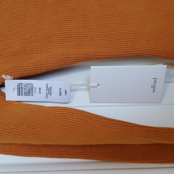 BNWT Aritzia Wilfred Cove Dress - Picture 2 of 3